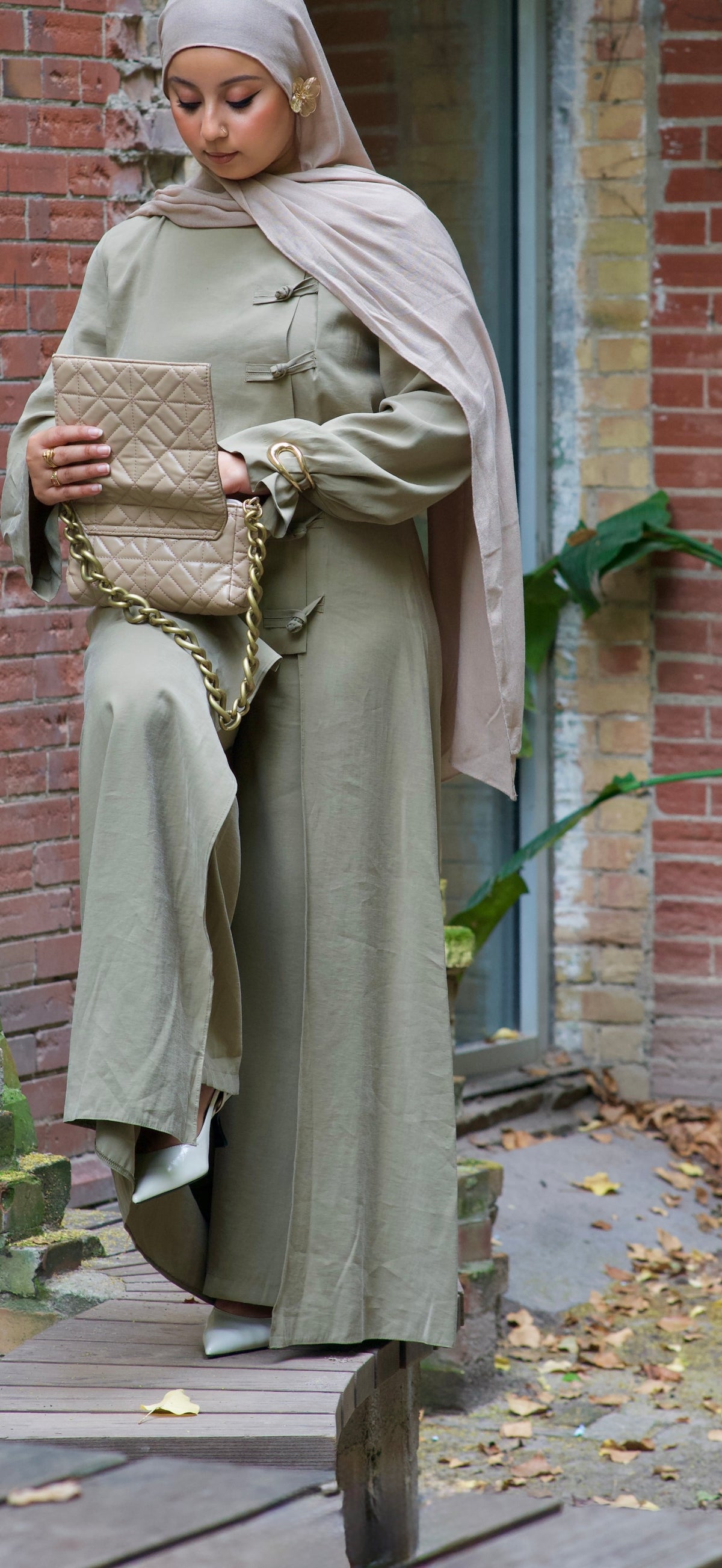 The Layan Button Front Set- Olive Green